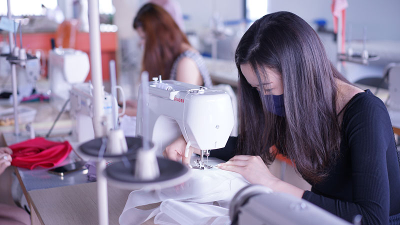 Mengikuti Arus Tren: Menyelami Dunia Fashion Design di Universitas Ciputra