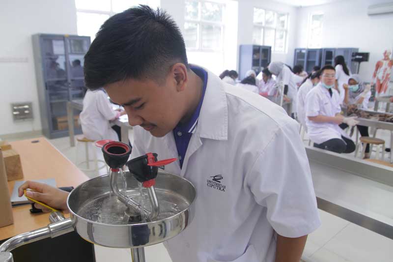 Memahami Penyakit Infeksius: Ancaman Global dan Upaya Pengendalian