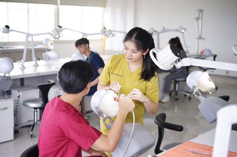 Ilmu Kesehatan Gigi dan Mulut